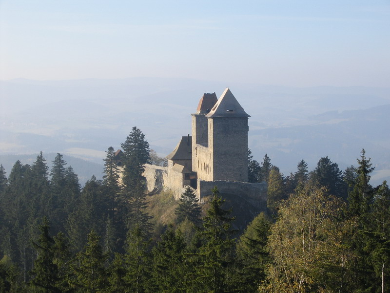 hrad Kaperk