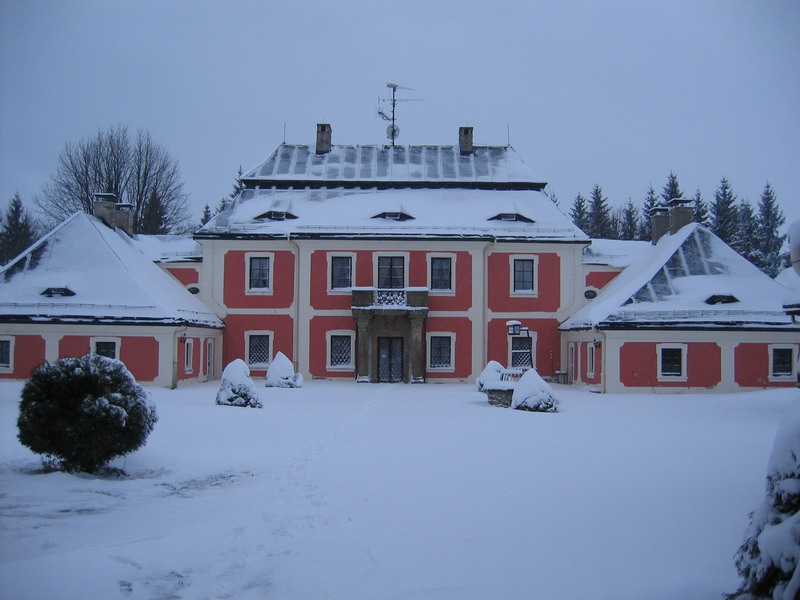 Loveck zmeek Karltejn