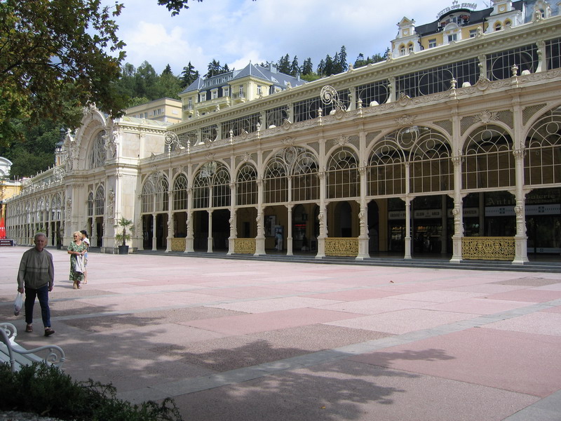 Hlavn kolonda