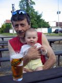 Náhled: s dědou na pivu na Splávku